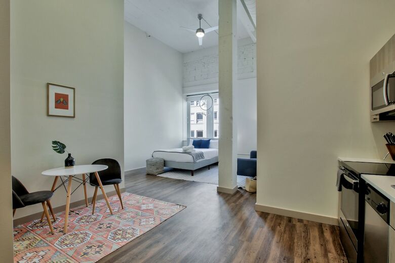Apartamentos The Old Town Luxury Lofts