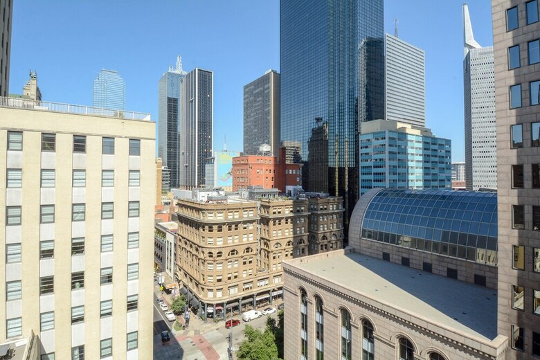 Crashpad Downtown Dallas