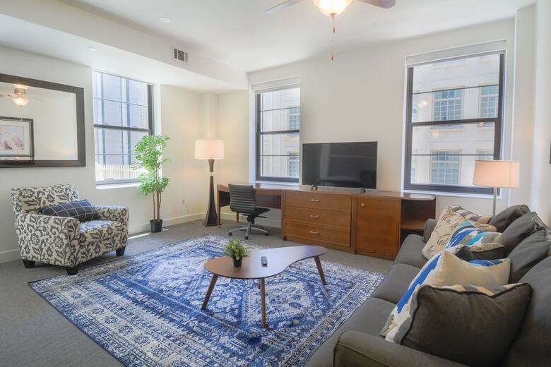 Crashpad Downtown Dallas