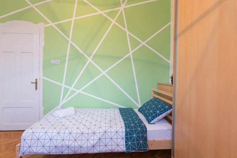 Hostal Clover Hostel