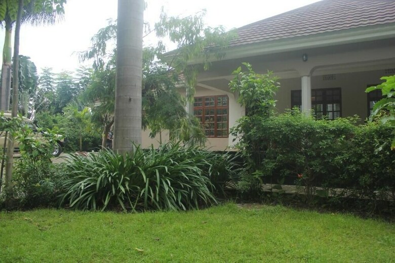 Hotel Nyumbani Manor House