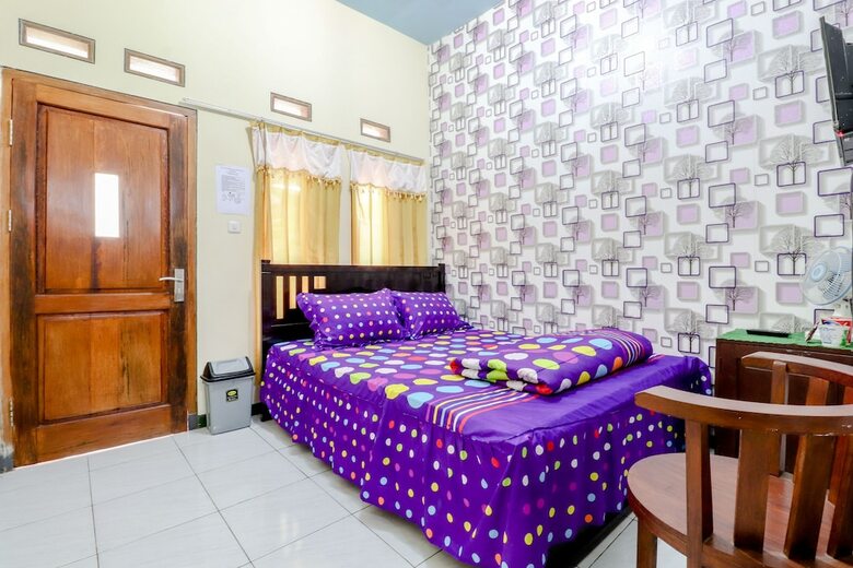 Hotel Thalita Homestay