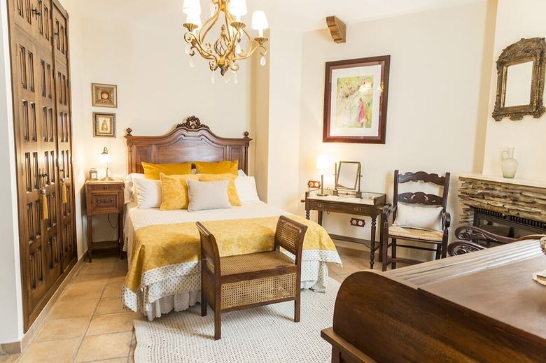 Hotel Mafloras Suites El Bosque