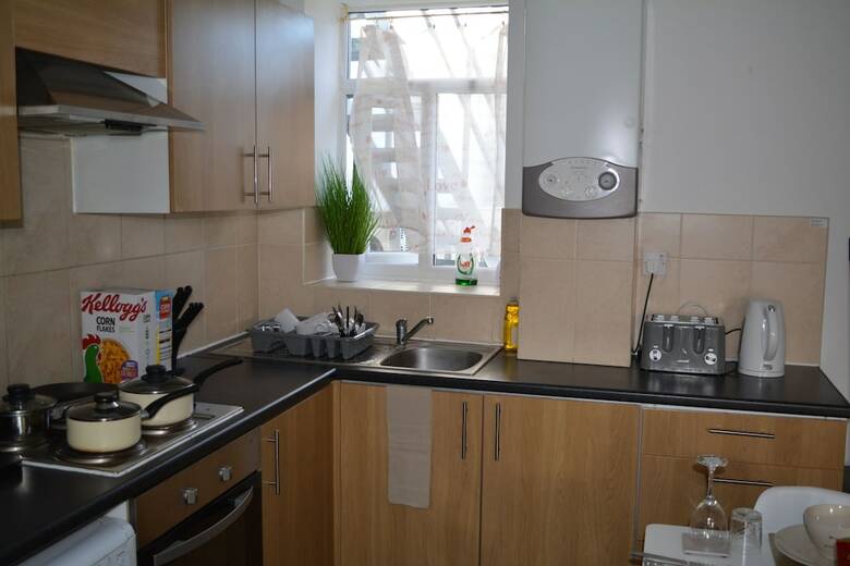 Luxury Apartment - Central Cardiff