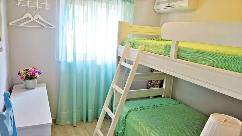 Apartamentos Anthoula's House