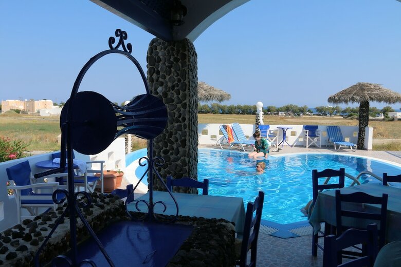 Aparthotel Honeymoon Beach Studios