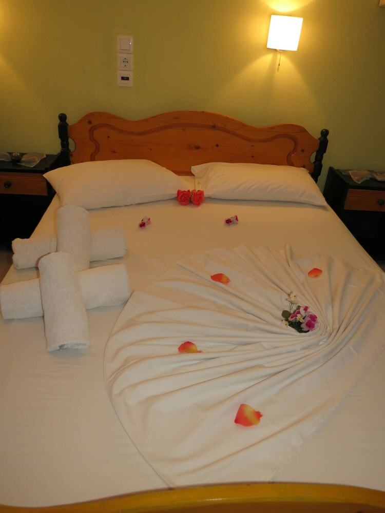 Aparthotel Honeymoon Beach Studios