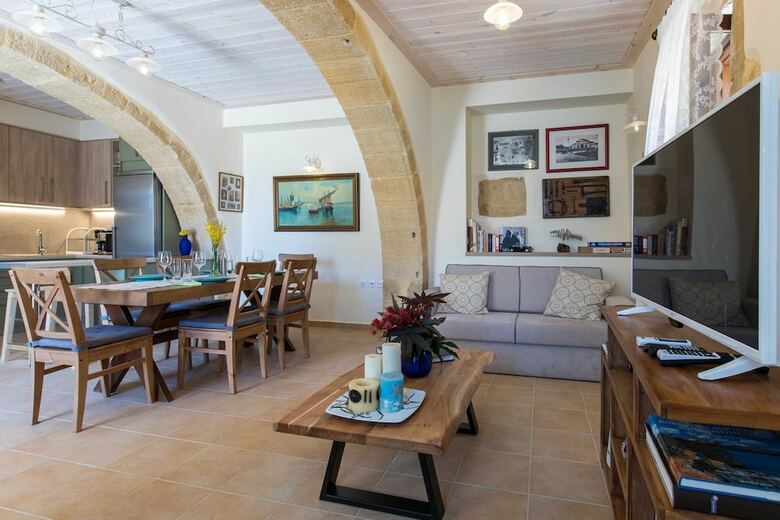 Villa Theta