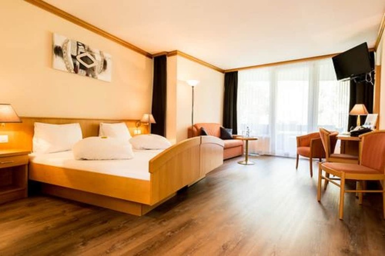Parkhotel Quellenhof