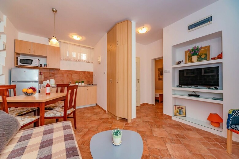 Apartments Bigovo Veljic