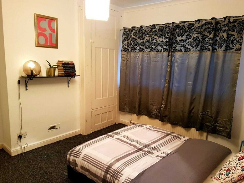 Hotel Budget House In Gants Hill