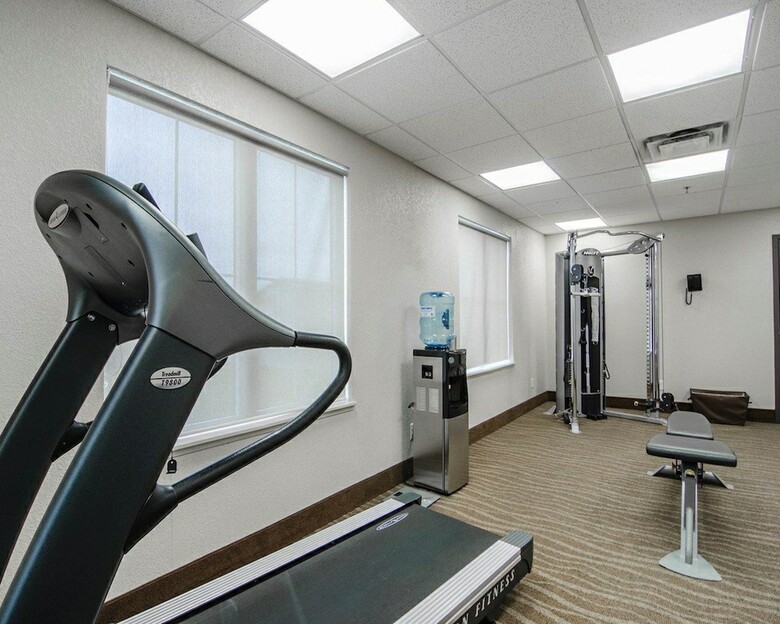 Hotel Quality Inn & Suites