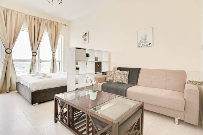 Apartamento Perfect Studio Overlooking The Godolphin Stables