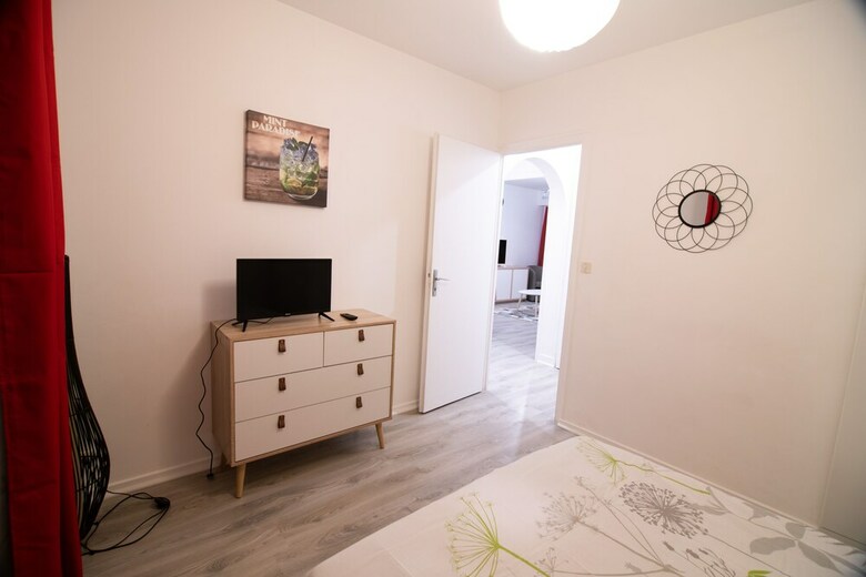 Apartamento T2 Avec Balcon Et Parking Gratuit