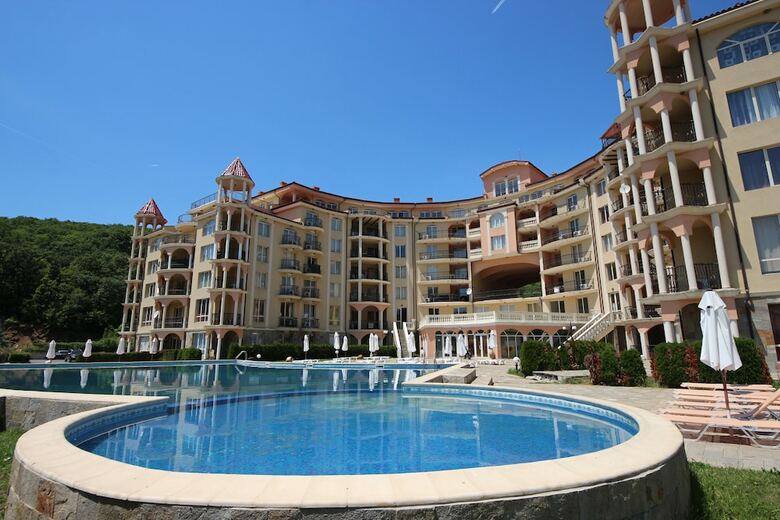 Menada Negresco Apartments