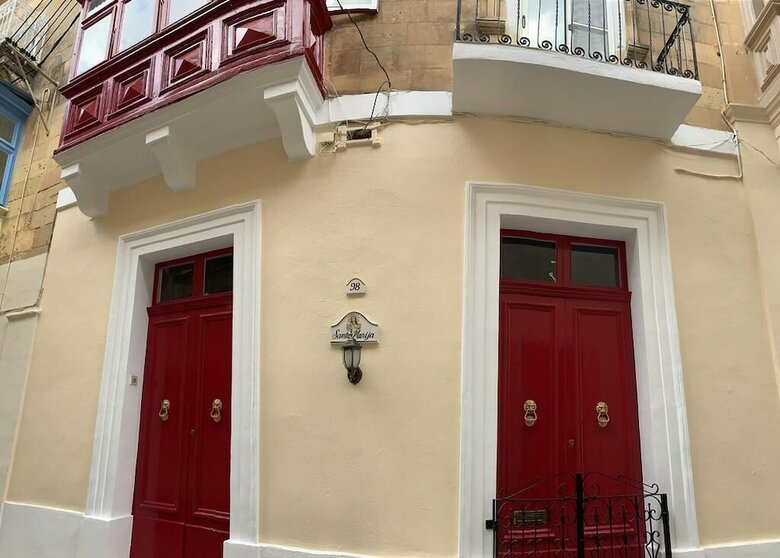 Hotel Santa Marija House
