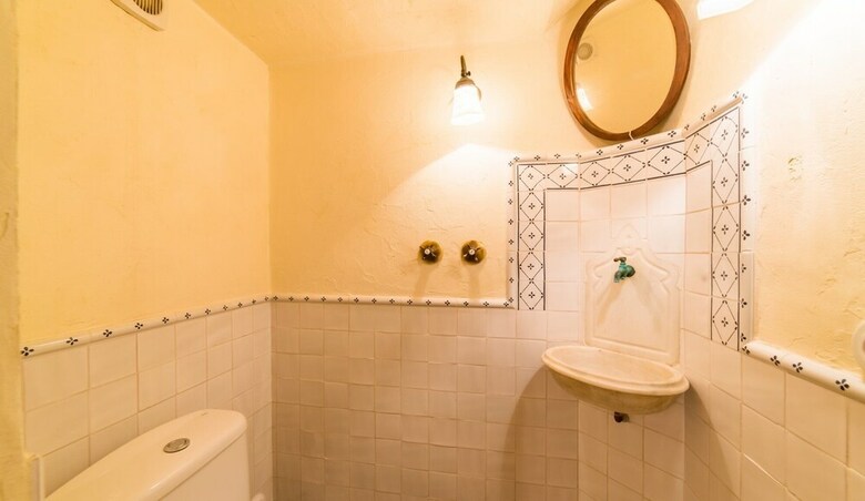 G Rentals Can Cuquet House
