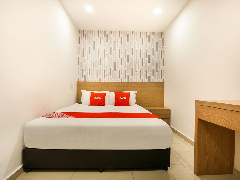 Oyo 89696 D'yaya Hotel