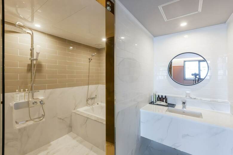 Brown Dot Hotel Sasang Renecite