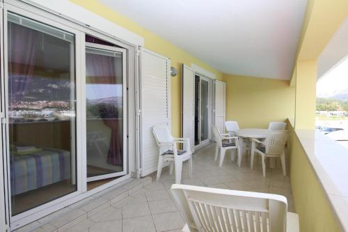 Baska Beach Apartments