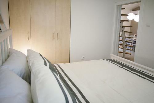 Baska Beach Apartments