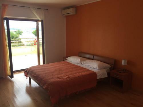Apartments Ana