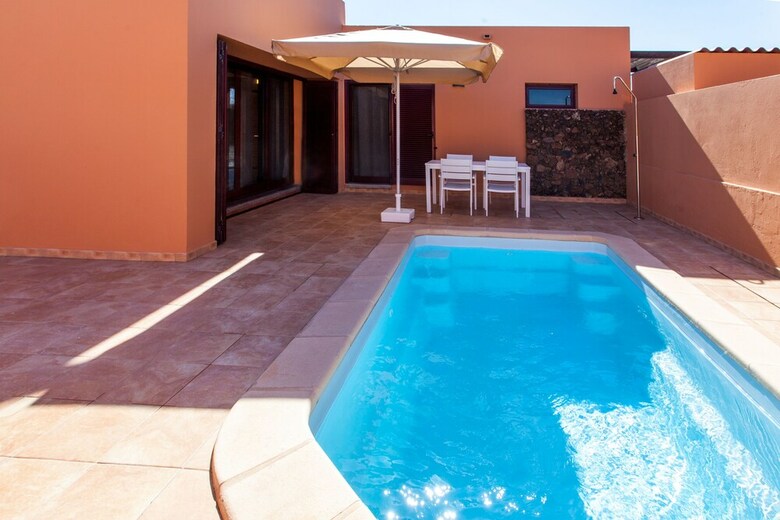 Villa Anahi Home Dracaena 2