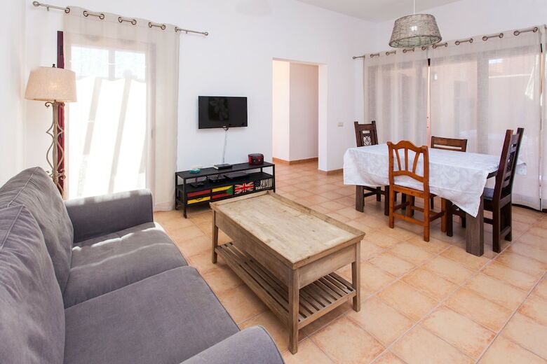 Villa Anahi Home Dracaena 2