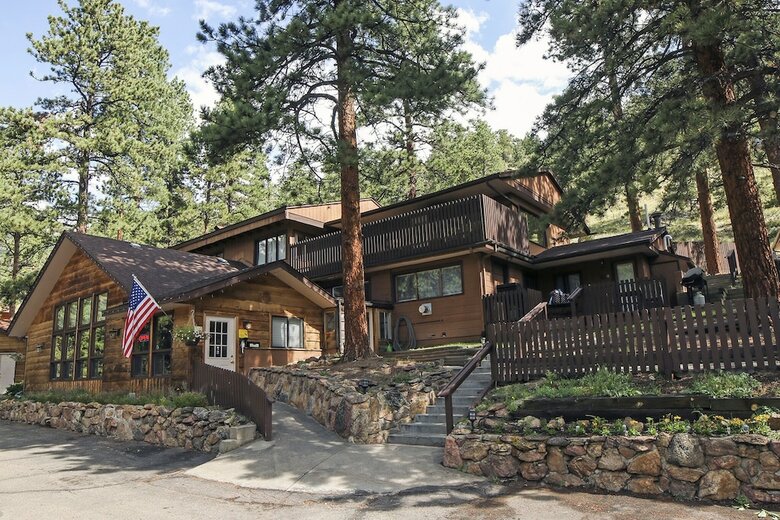 Timber Creek Chalets: 10a