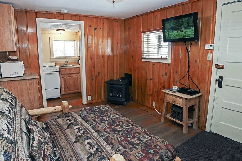 Triple R Cottages: 3