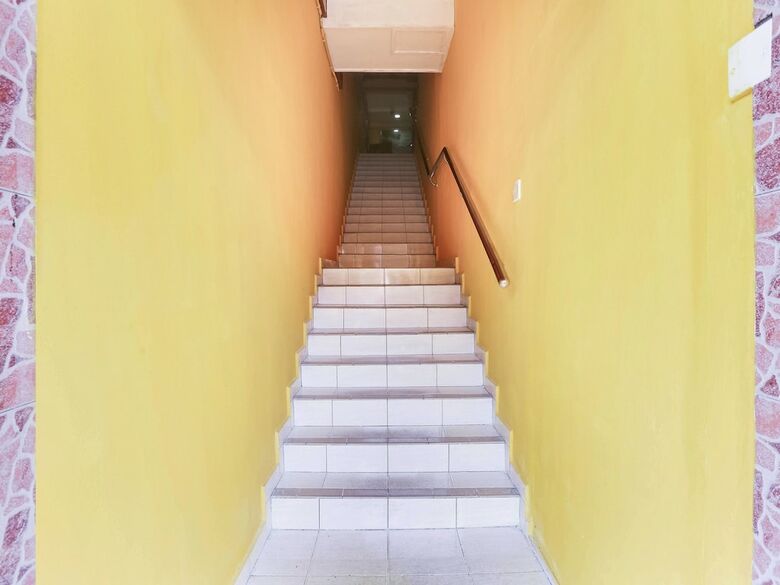 Oyo 89406 Lucky Budget Hotel