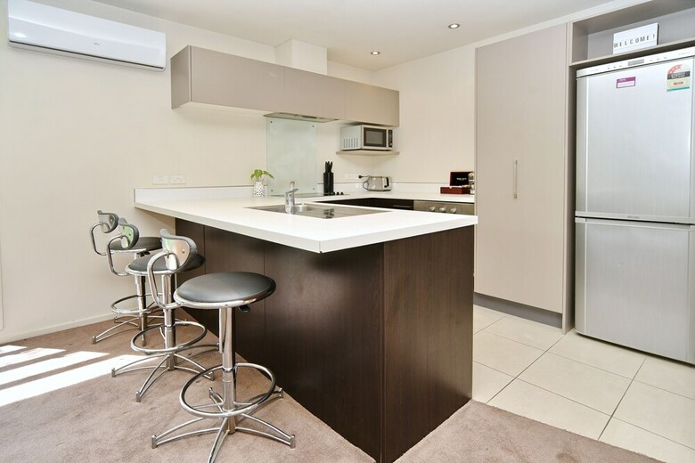 Hagley Apartment