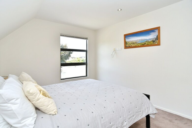 Hagley Apartment