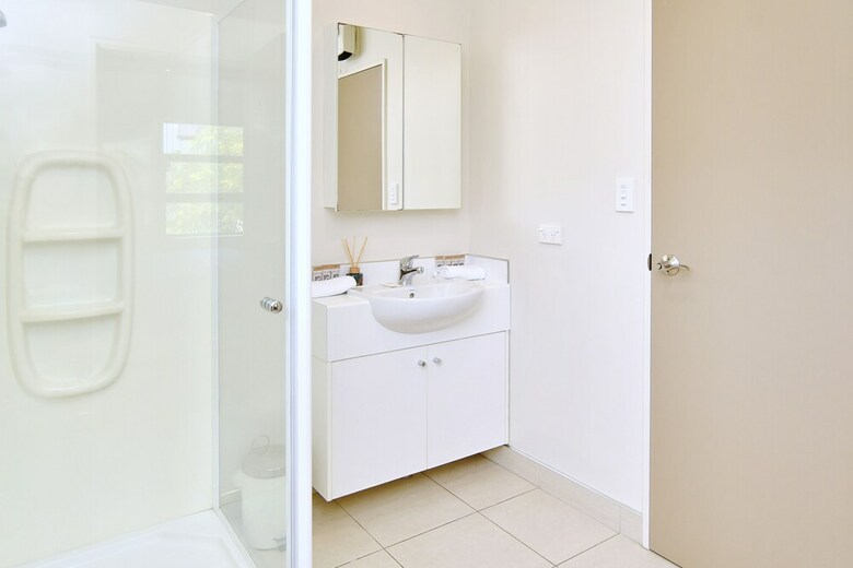 Hagley Apartment