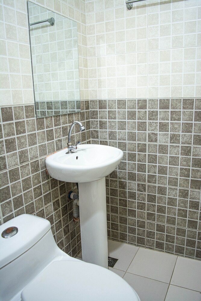 Hotel Oyo 506 153 Executive Suites