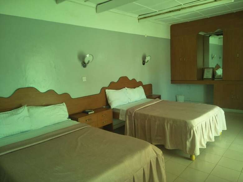 Owoods Annex Hotel