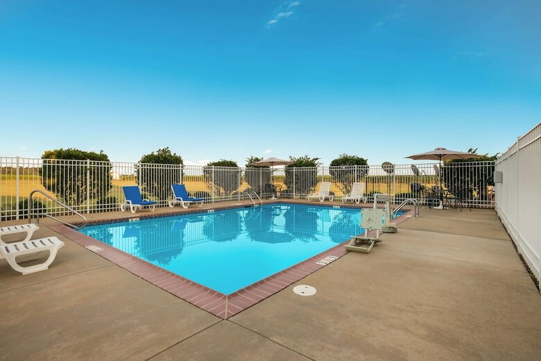 Hotel Knights Inn Bunkie
