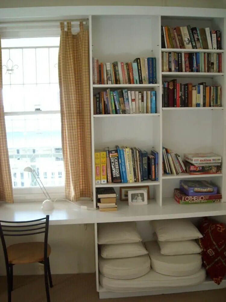 3 Bedroom Characterful Inner City Home
