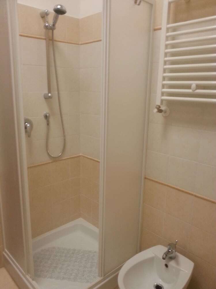 Bed & Breakfast Home 103