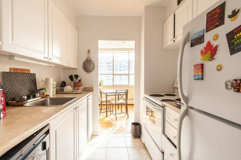 Bright Downtown Apartment With Balcony And Great View