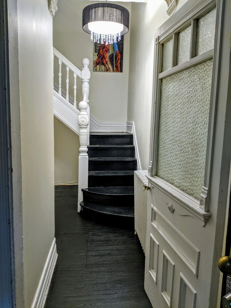 Authentic 1 Bedroom Toronto Home