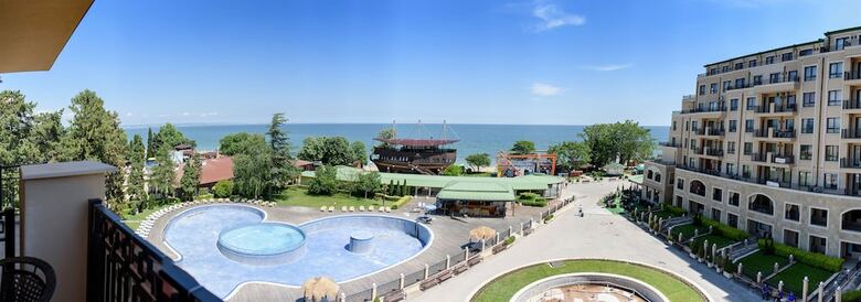Aparthotel Sea View Rental Front Beach