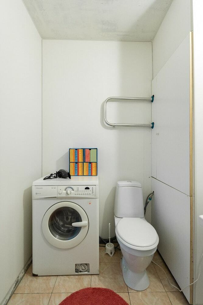 Apartment On Vertolyotchikov 13