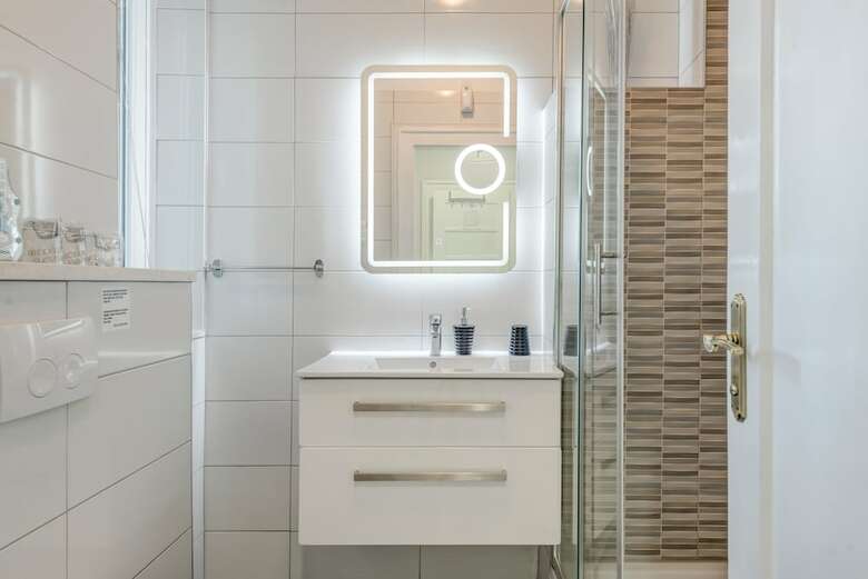 Hotel Metropole Luxury Rooms