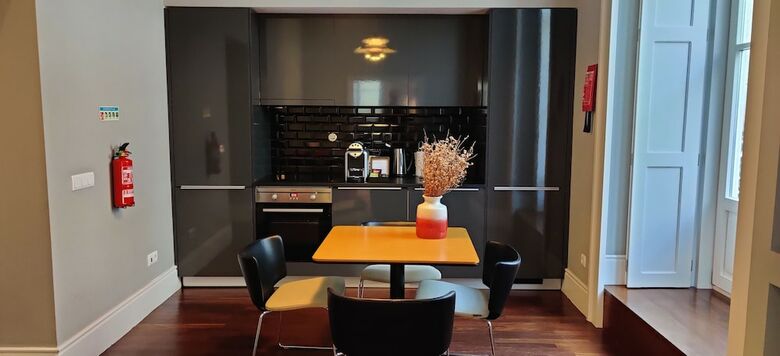 Aparthotel Oporto Serviced Apartments 1858