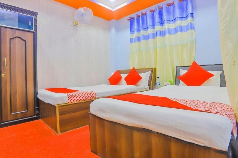 Oyo 667 Aman Hotel