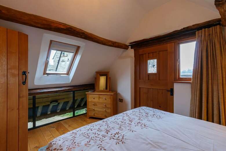 Tinkley Cottage