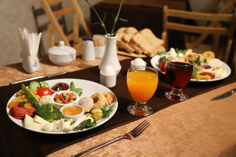 Sef Cave Hotel