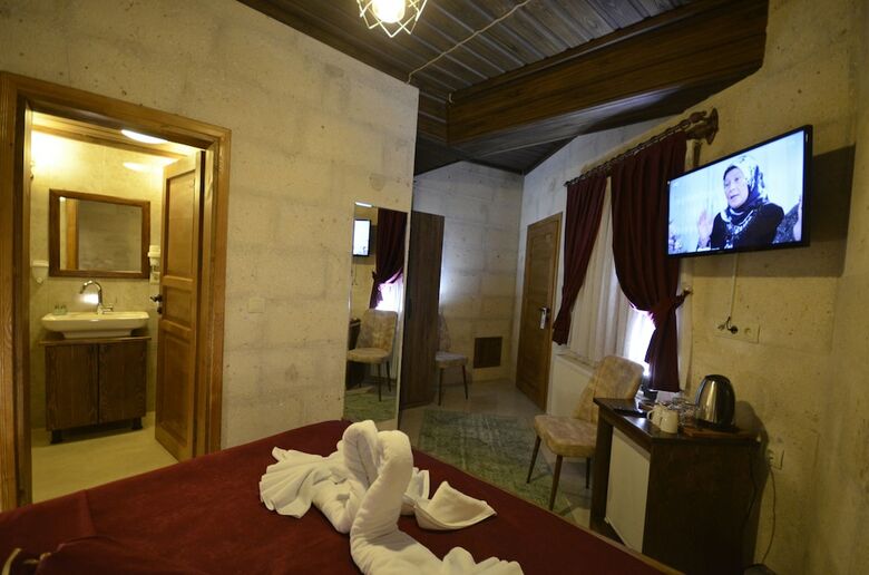 Sef Cave Hotel