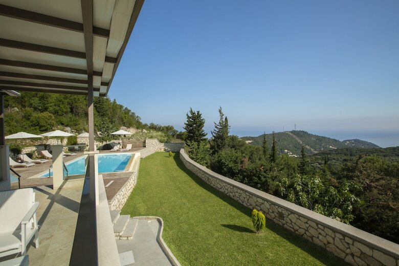 Drimonari Villas